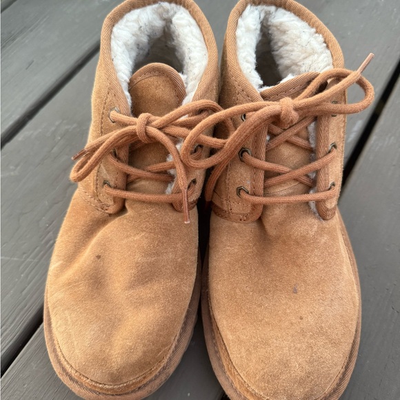 UGG | Chestnut Neumel suede tie boots size 8 - Picture 6 of 9